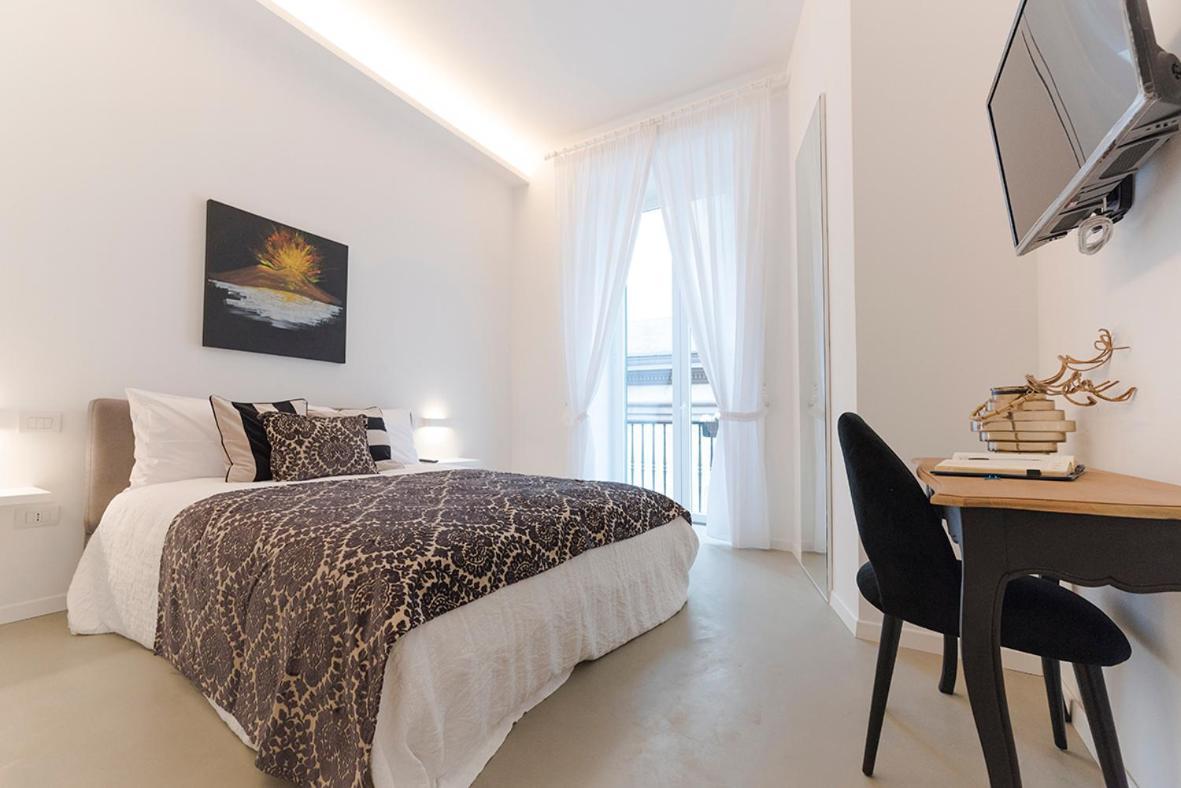 A Misura Duomo Rooms & Apartment - Ls Accommodations Napoli Ngoại thất bức ảnh
