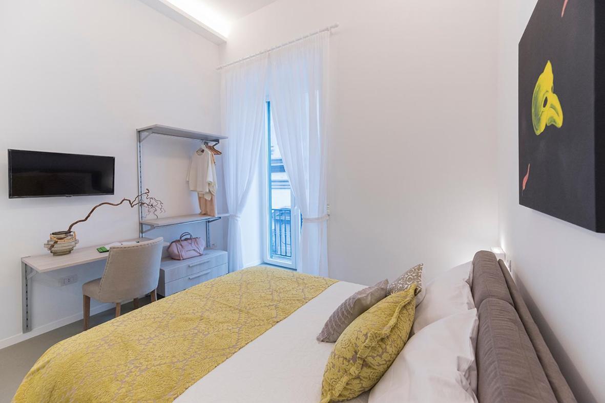 A Misura Duomo Rooms & Apartment - Ls Accommodations Napoli Ngoại thất bức ảnh