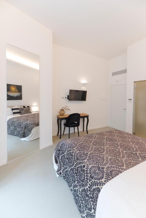 A Misura Duomo Rooms & Apartment - Ls Accommodations Napoli Ngoại thất bức ảnh