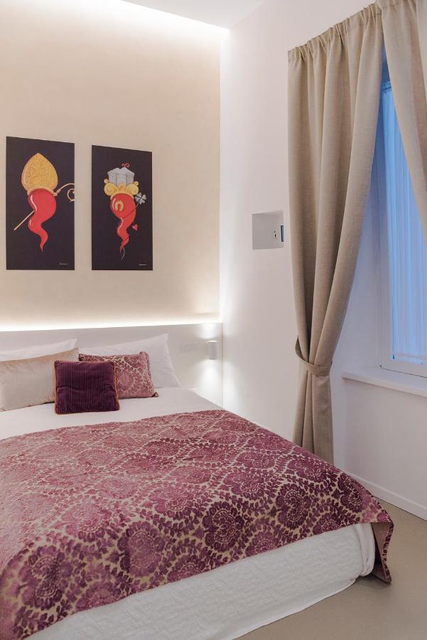 A Misura Duomo Rooms & Apartment - Ls Accommodations Napoli Ngoại thất bức ảnh